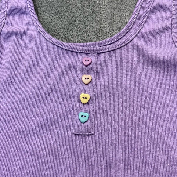 Heart Button Lavender Crop Top - Picture 2 of 8